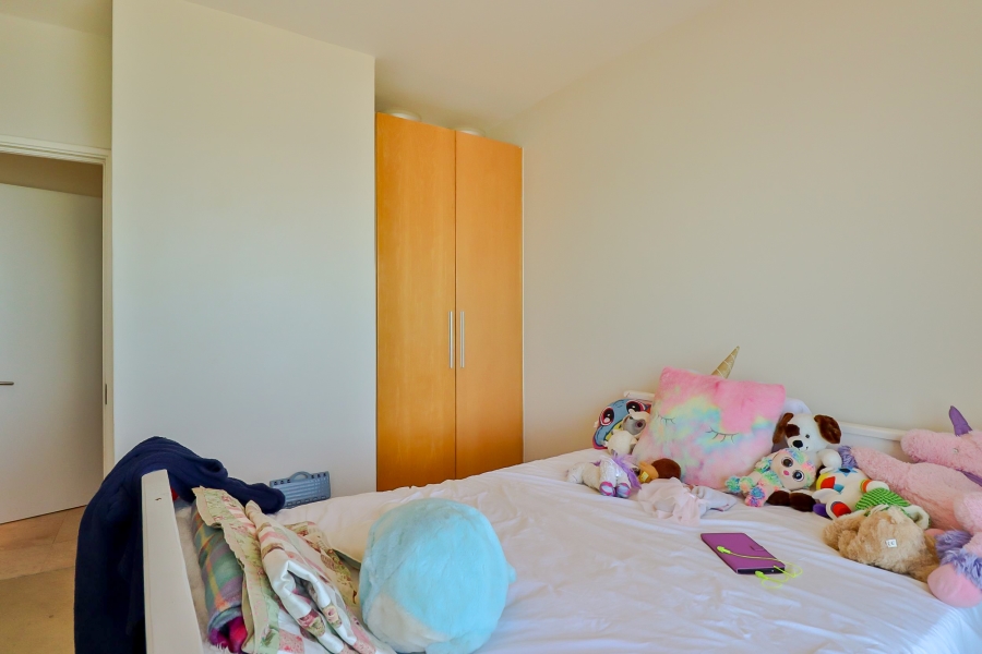 To Let 4 Bedroom Property for Rent in Strand North Western Cape